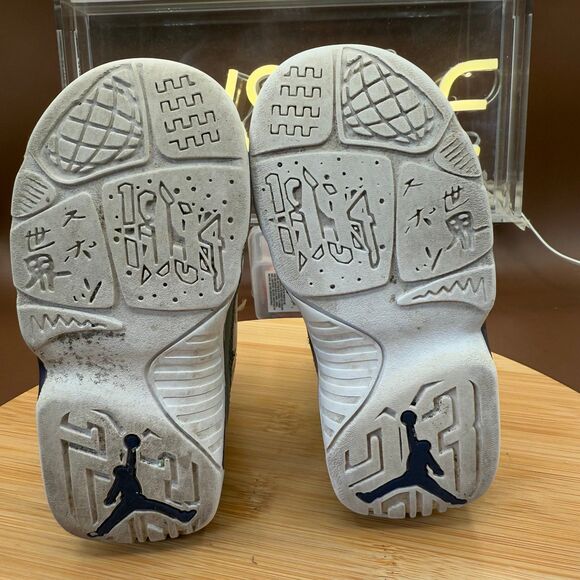 Jordan Kid's Size 8C Retro 9 Sneakers "Baron" White Concord Grape - Picture 6 of 11